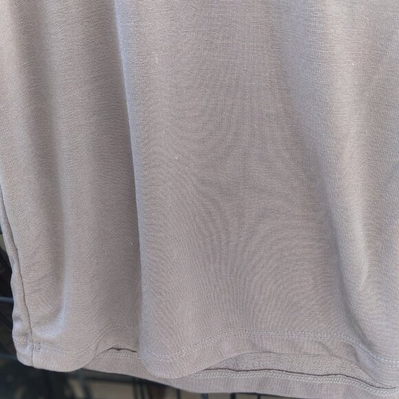 Gray Sleeveless Tie-strap top Intimately Free People Size Small Imported fabric - Picture 10 of 10